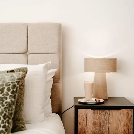 Spacious Pad Family Contractors Wifi Parking Apartment Birmingham